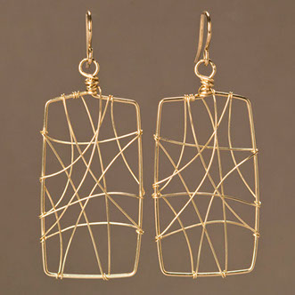  currie earring gold filled rectangle 